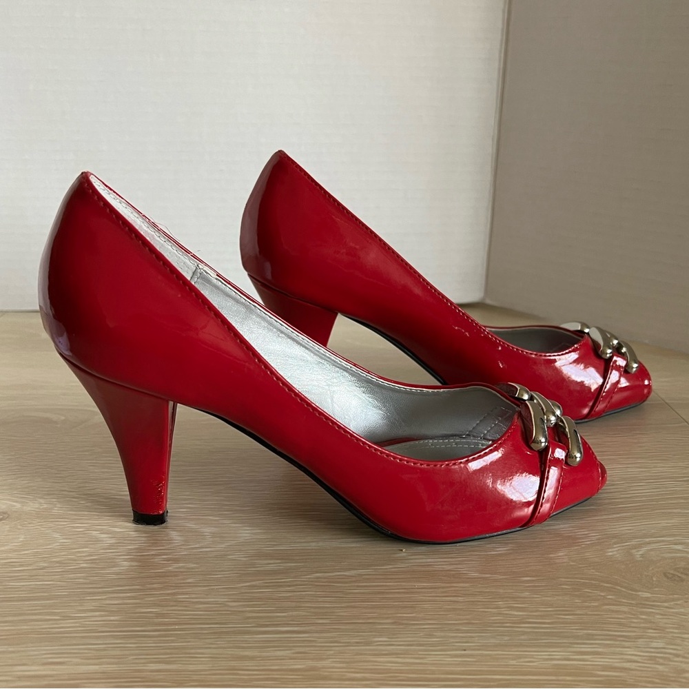 👠Red Patent Heels